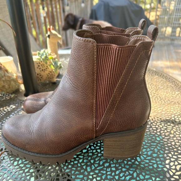 MIA Jody Boots - Picture 1 of 4